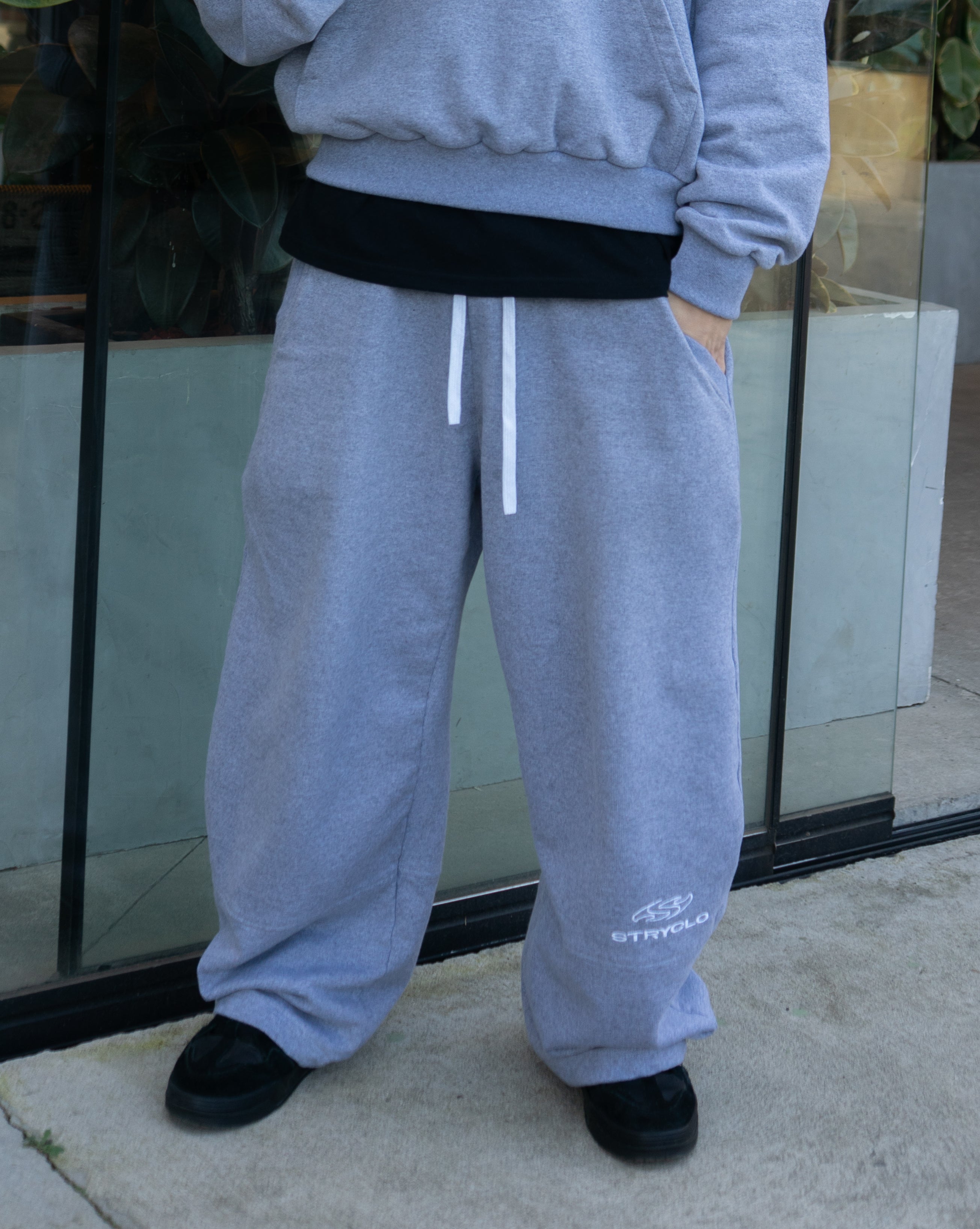 PANTALÓN BAGGY - GRIS