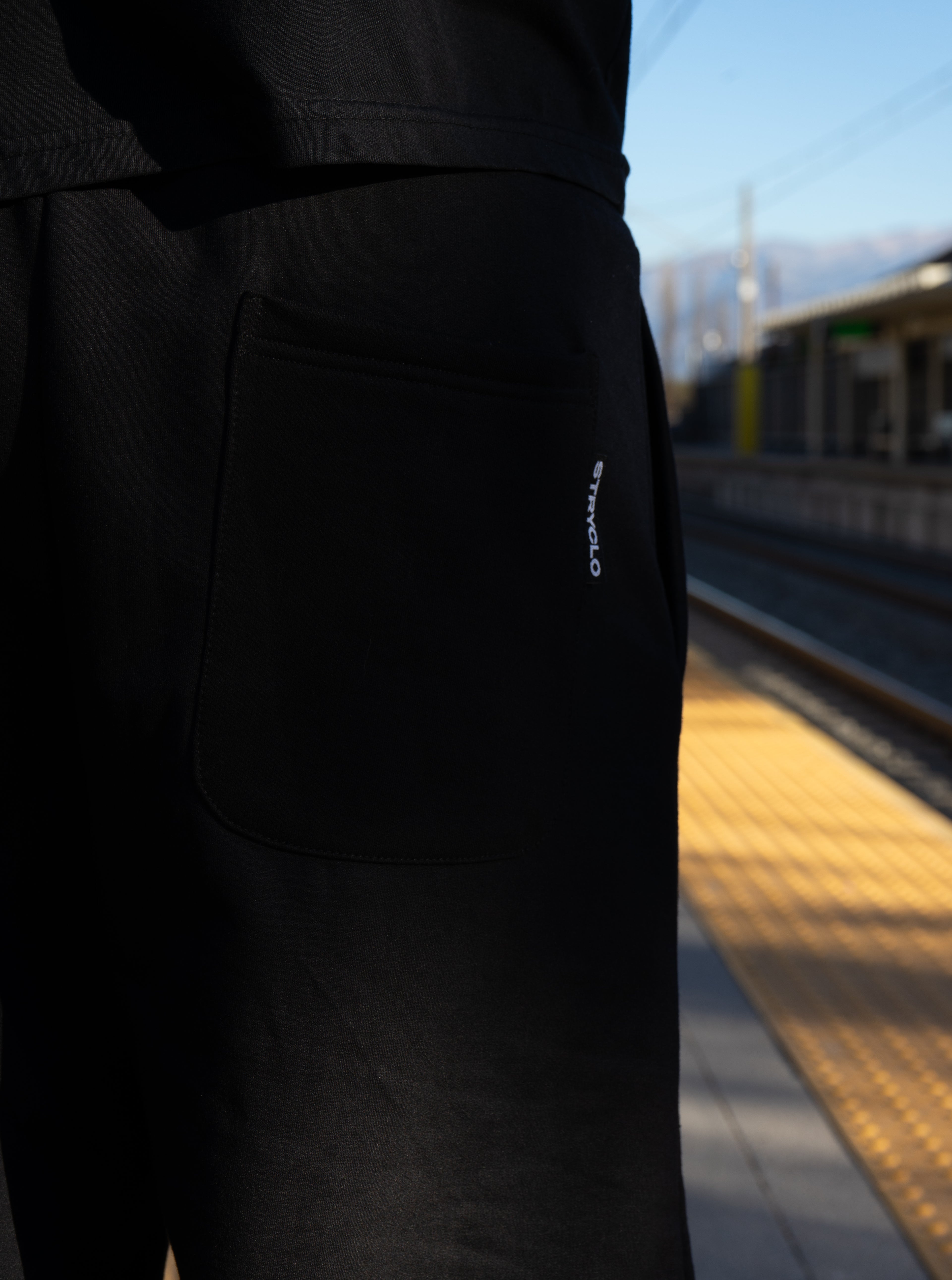 PANTALÓN BAGGY - NEGRO