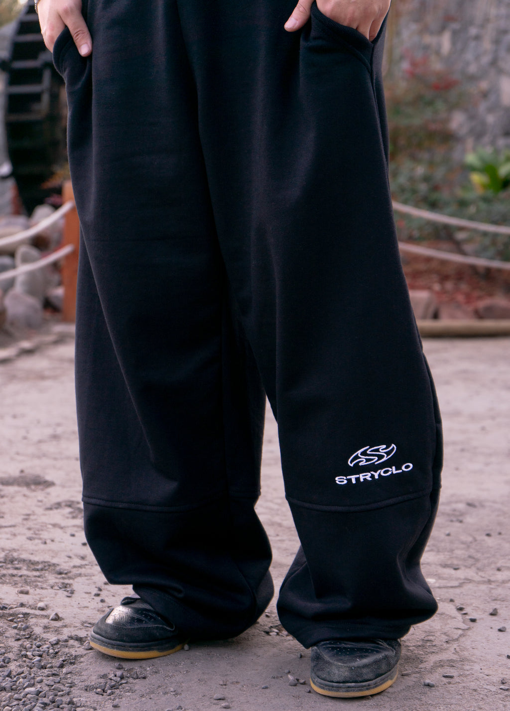 PANTALÓN BAGGY - NEGRO