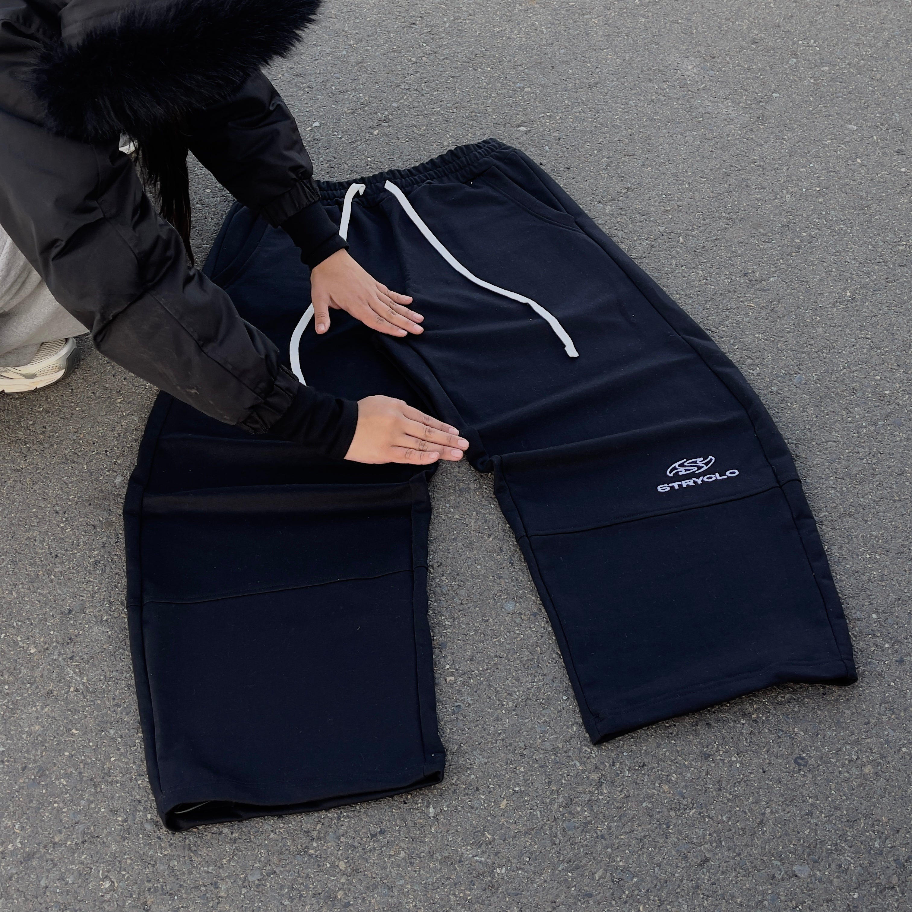 PANTALÓN BAGGY - NEGRO